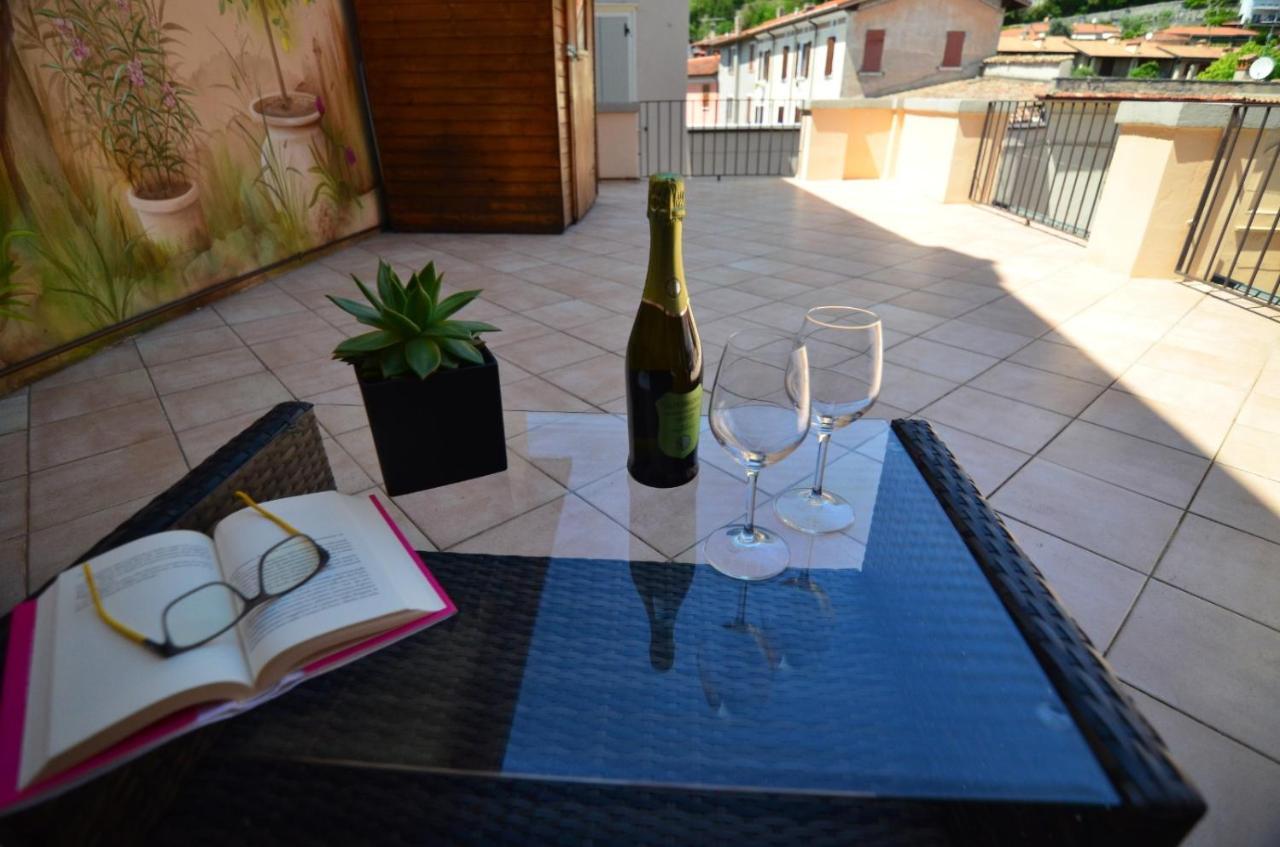 Casa Gabri Appartement Toscolano Maderno Buitenkant foto